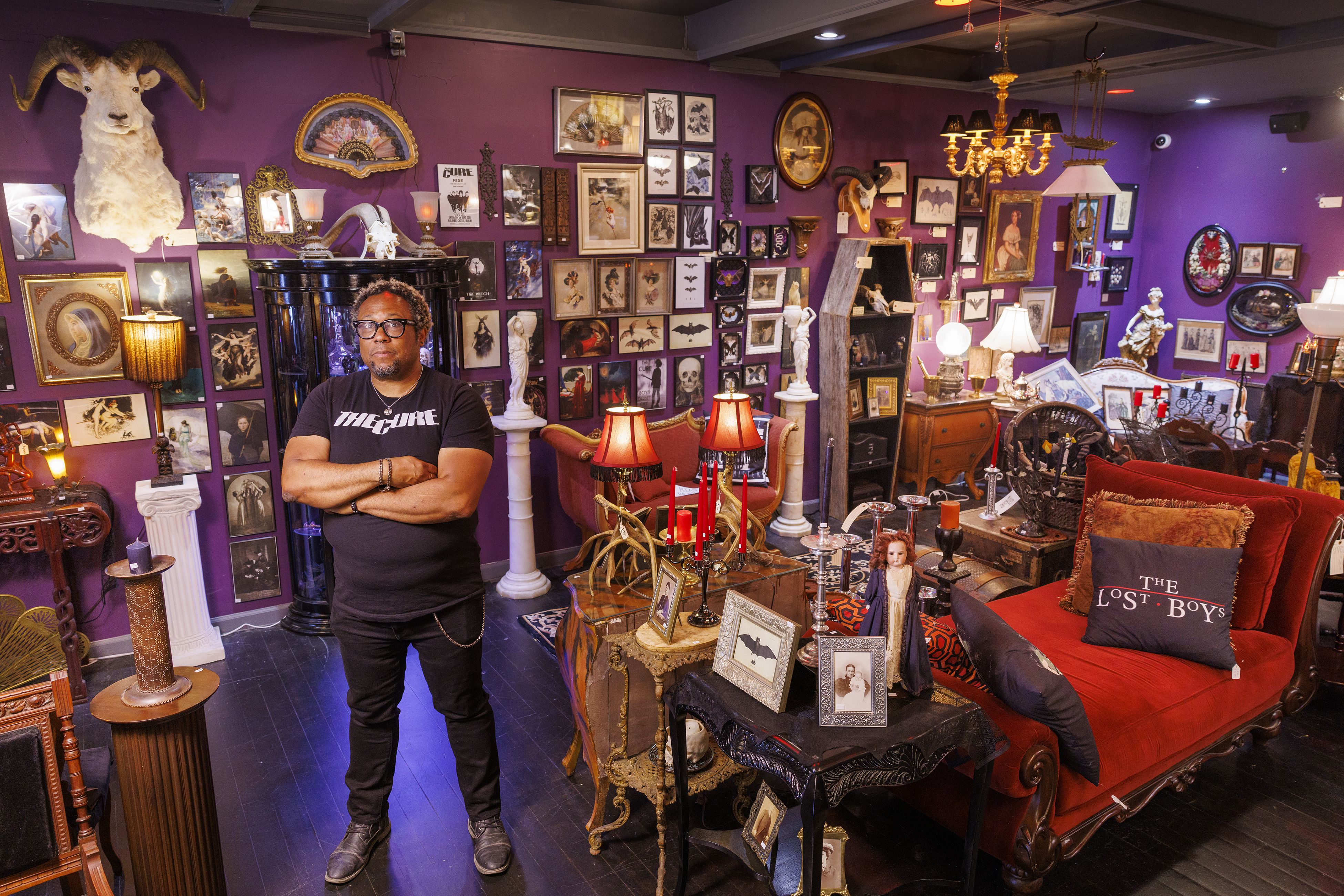 An 'elder goth' from Philly keeps South Street weird with his new
