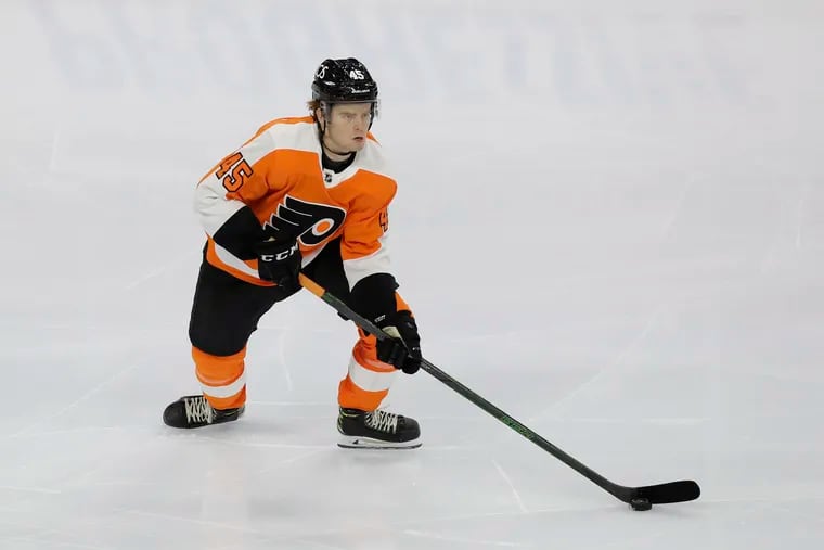 Flyers defenseman Cam York split time between Anaheim, Calif., and Plymouth, Mich. this offseason. In Plymouth, York trained with former U.S. national team development program teammates, and current NHLers, including Jack Hughes, Cole Caulfield, and Trevor Zegras.
