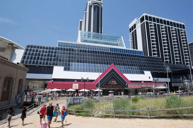 The Trump Plaza plans to close in mid-September - Atlantic City's fourth possible closing since January. At stake are jobs for 1,600 workers. (ED HILLE / Staff Photographer)
