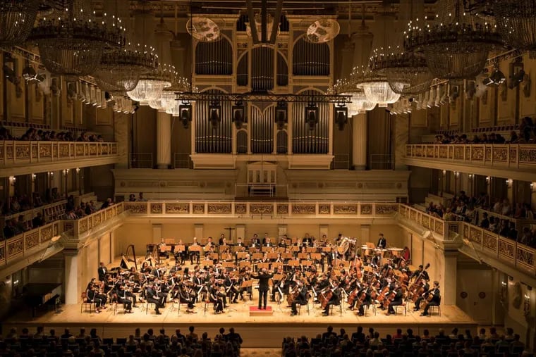 The Curtis Institute Orchestra, conducted by Osmo Vänskä, performs Tuesday at the Berlin Konzerthaus KAI BIENERT
