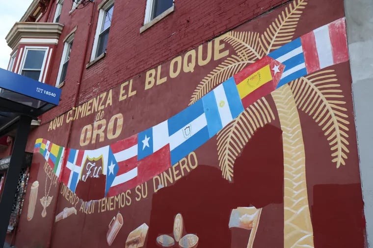 The “Aquí comienza el Bloque de Oro” mural on the corner of 5th and Lehigh, painted by Puerto Rican artist Danny Torres in 2011.