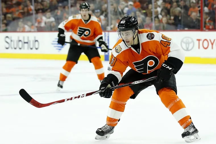 Flyers center Jordan Weal, after weighing his options, decided to stay with the Flyers.