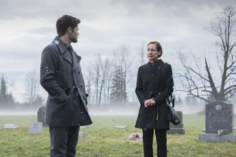 Jeremy Jordan (left) with guest star Laurie Metcalf in a scene from Monday’s episode of the CW’s “Supergirl”
