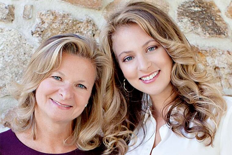 Lisa Scottline and daughter Francesca.
