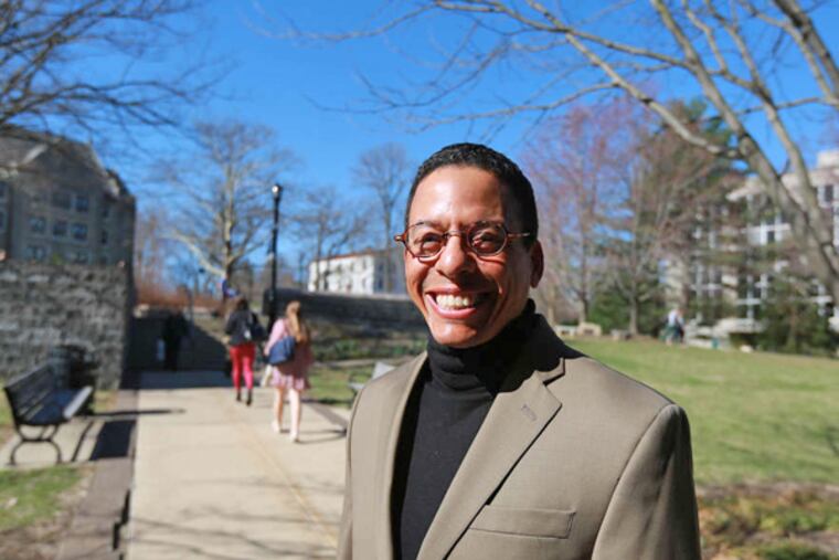 Judge Marc Carter, himself an Army veteran and the son and brother of military men, received Villanova University's 2014 Praxis Award on Thursday. "We're looking for people who connect their profession to the common good," said the chairman of the award selection committee.