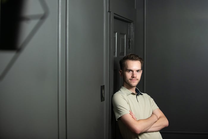 How to do the color drenching trend in a Philadelphia home