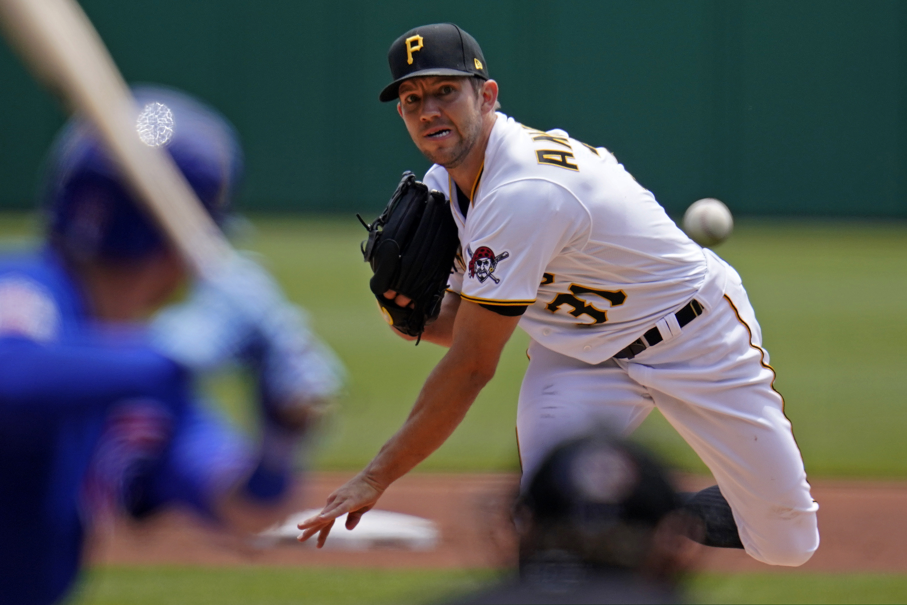 The Phillies' deal with the Pittsburgh Pirates for starting pitcher Tyler Anderson fell through.