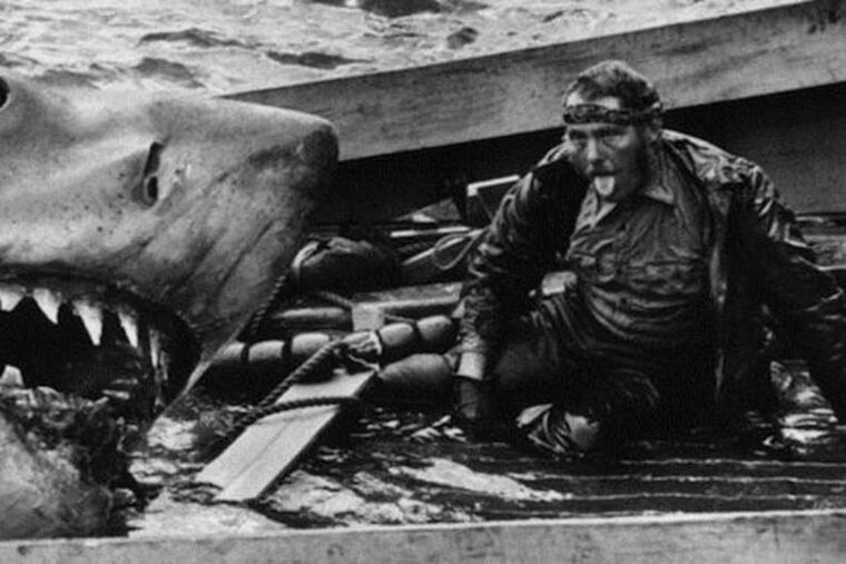 Star Robert Shaw with the animatronic shark and its persistently malfunctioning motors on the "Jaws" set.