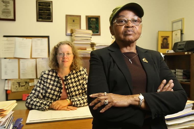 Evelyn Houser (right), lead plaintiff in the federal lawsuit, died in September.