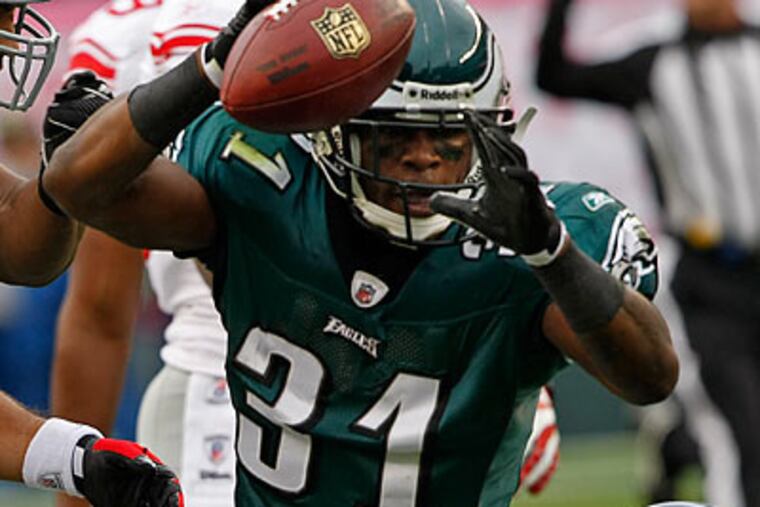 "All I can do is go out there and play when I get my opportunities," Ellis Hobbs said. (Michael S. Wirtz/Staff file photo)