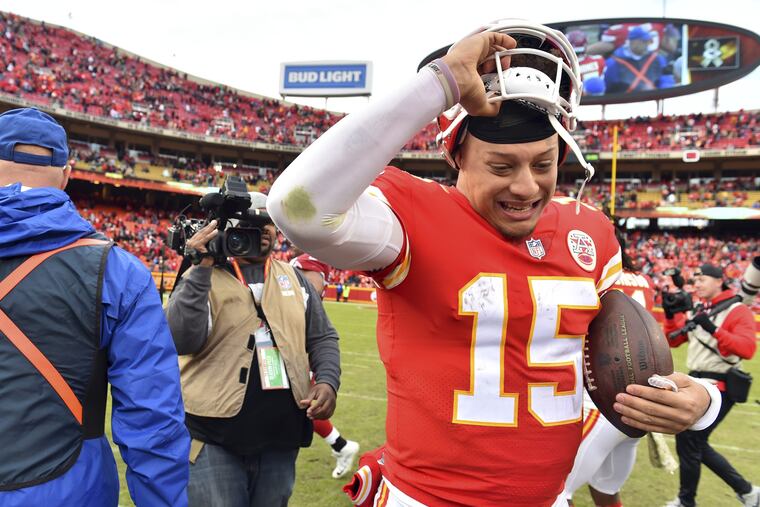 Patrick Mahomes and the Chiefs are missing out on bad field conditions in Mexico City.