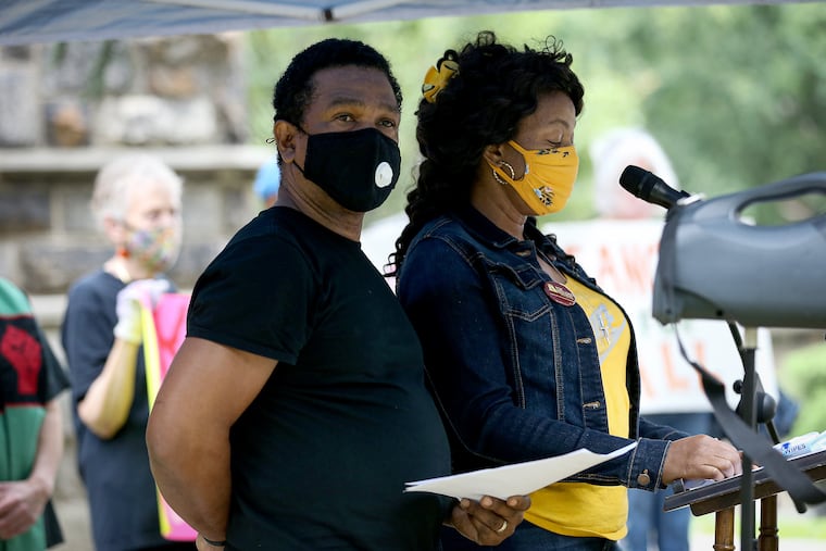 Undocumented Jamaican immigrants Clive and Oneita Thompson were welcomed into sanctuary at the Tabernacle United Church on Tuesday. After living two years inside First United Methodist Church of Germantown to avoid deportation, the family moved to new quarters at the University City house of worship.