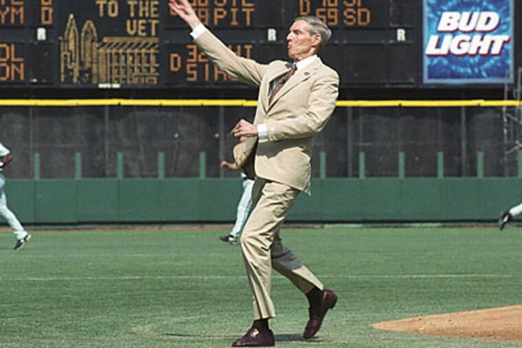 Andy Musser broadcast Phillies games for 26 years. (Tom Gralish/Staff file photo)
