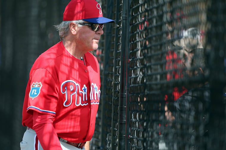 Former Phillies manager Pete Mackanin will be back in red pinstripes as a guest instructor for new manager Joe Girardi later this month. DAVID MAIALETTI / Staff Photographer