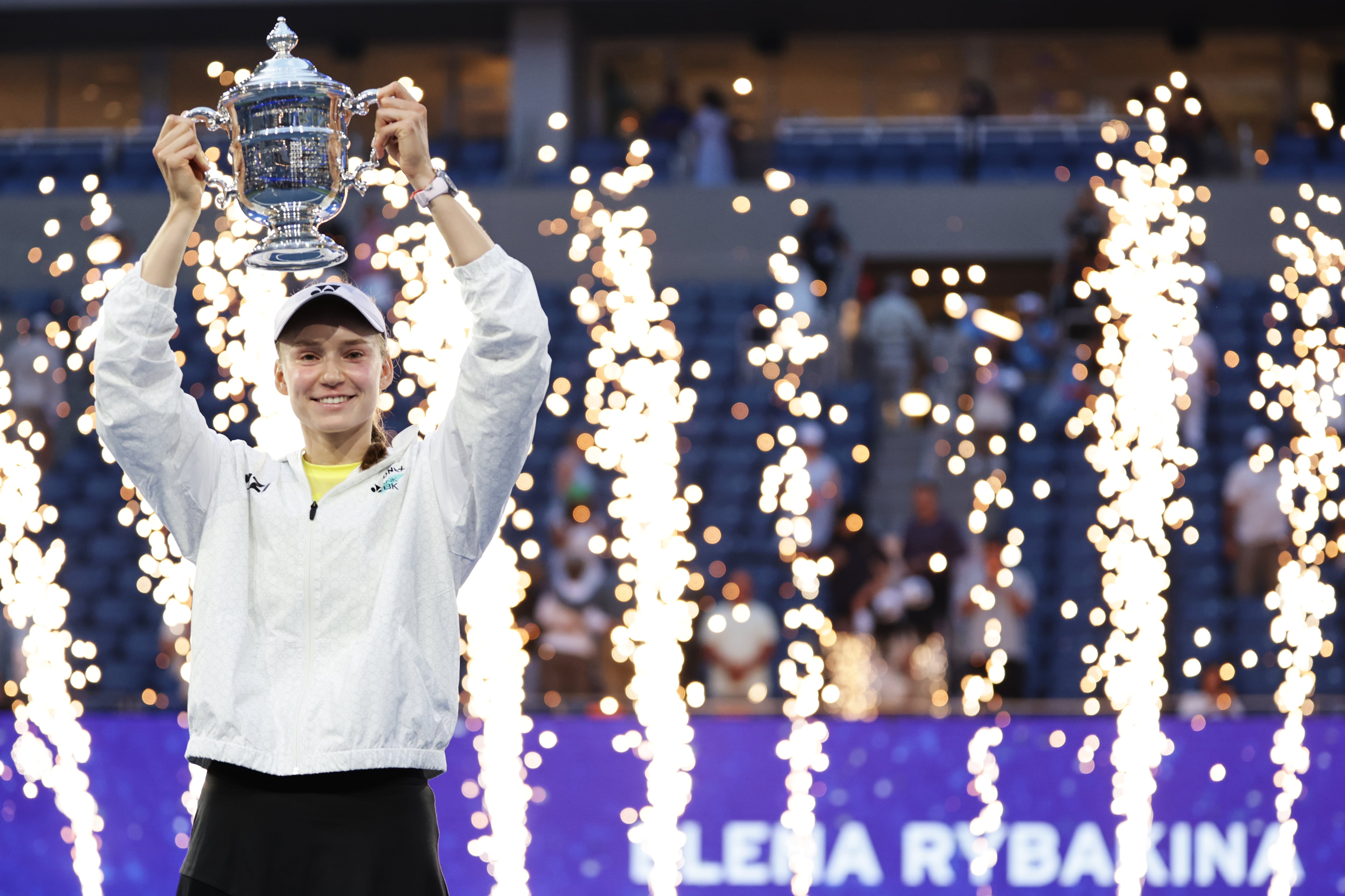 Elena Rybakina's US Open title run puts her on top of women's tennis and Sabalenka has work to do