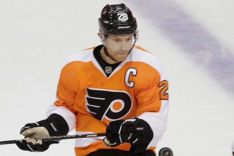Claude Giroux and the Flyers are spinning their wheels despite major moves of the last few years. (Steven M. Falk/Staff Photographer)