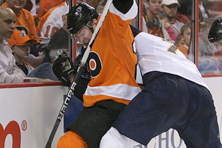 The Flyers took 45 shots on goal against Atlanta, but only scored once. (Yong Kim/Staff Photographer)