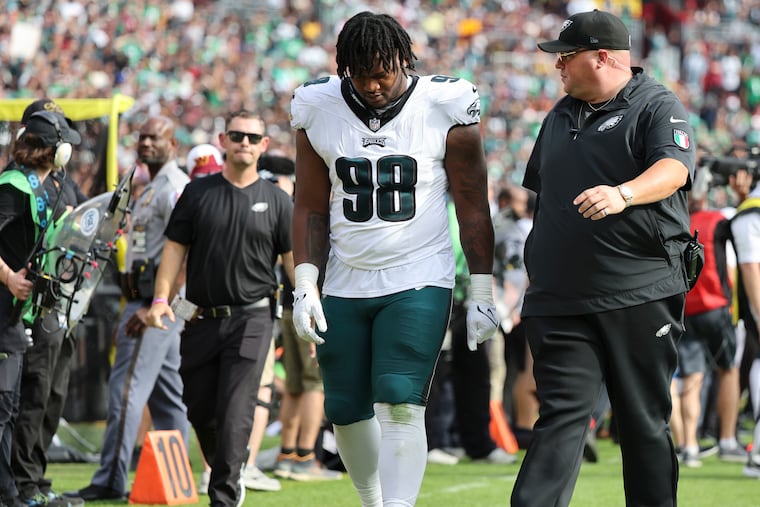 Eagles defensive tackle Jalen Carter was injured during the third quarter of Sunday's game vs. Washington.