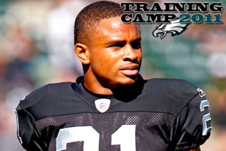 The Eagles agreed to terms with cornerback Nnamdi Asomugha on a five-year contract. (Paul Sakuma/AP file photo)