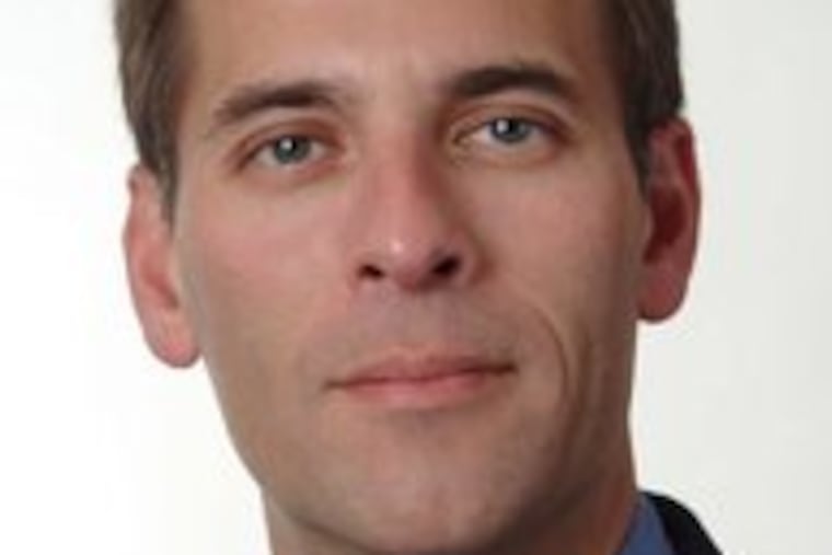 Mark Zandi , chief economistat Moody's Economy.com.