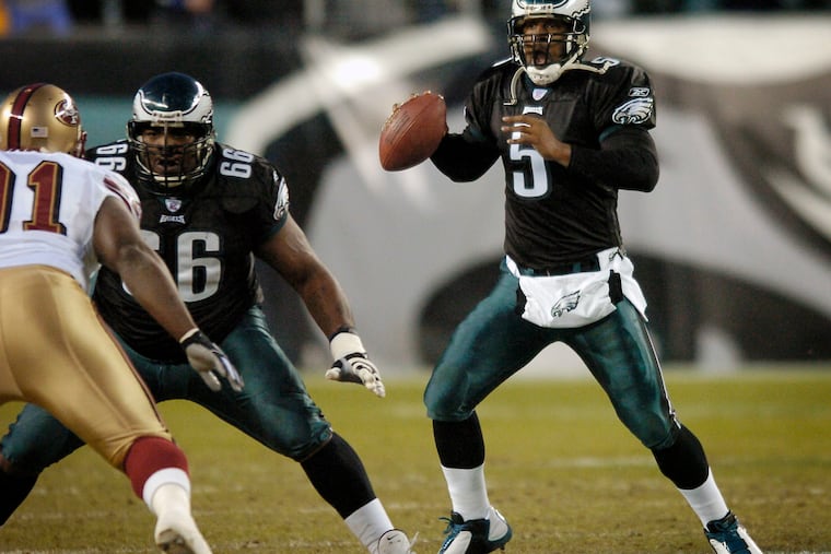 Donovan McNabb started 11 seasons for the Eagles. (Jerry Lodriguss / Inquirer File Photo)
.