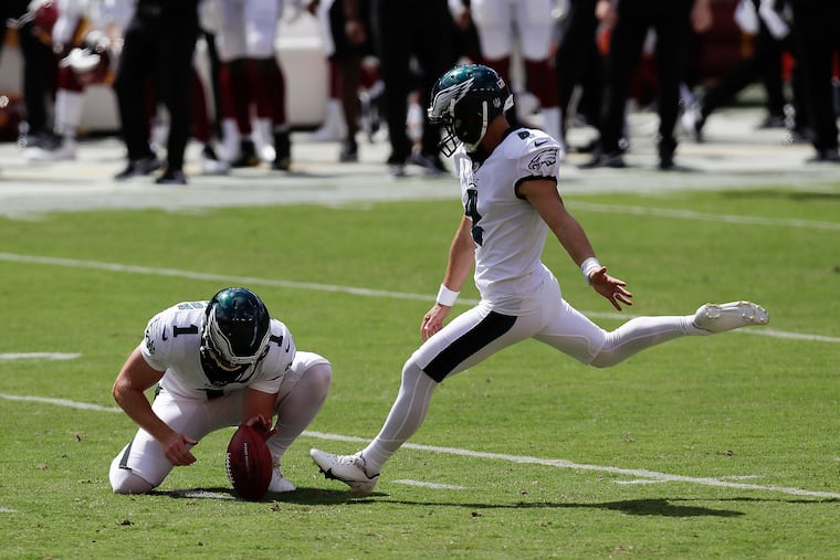 Eagles kicker Jake Elliott and holder Cam Johnston ended up being a bit rushed on a 53-yard field goal miss at Washington.