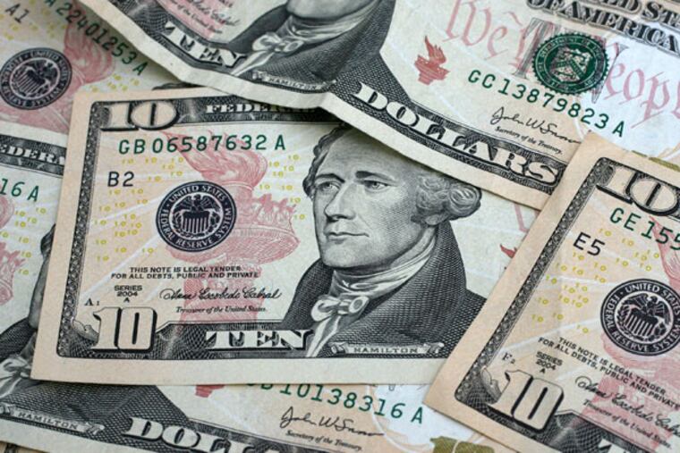 Financial acumen is the gift that keeps giving. (STEPHEN HILGER/BLOOMBERG NEWS)