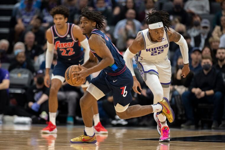 Guard Tyrese Maxey (0) and the Sixers take a 5-2 record against Western Conference opponents into Wednesday's game at the Golden State Warriors.