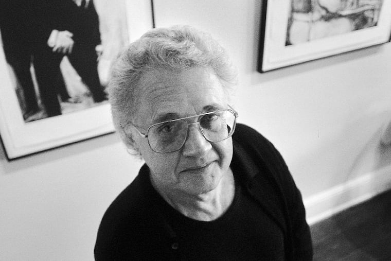 Political cartoonist Pat Oliphant's work was syndicated in more than 500 newspapers.