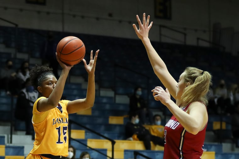 La Salle guard Kayla Spruill, left, scored 24 points on Thursday against Fordham.