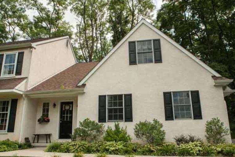 When the Stigalls decided to renovate and expand the garage of their Berywn home, they wanted the expansion to blend in with the existing stucco exterior. ( MATTHEW HALL / Staff Photographer )