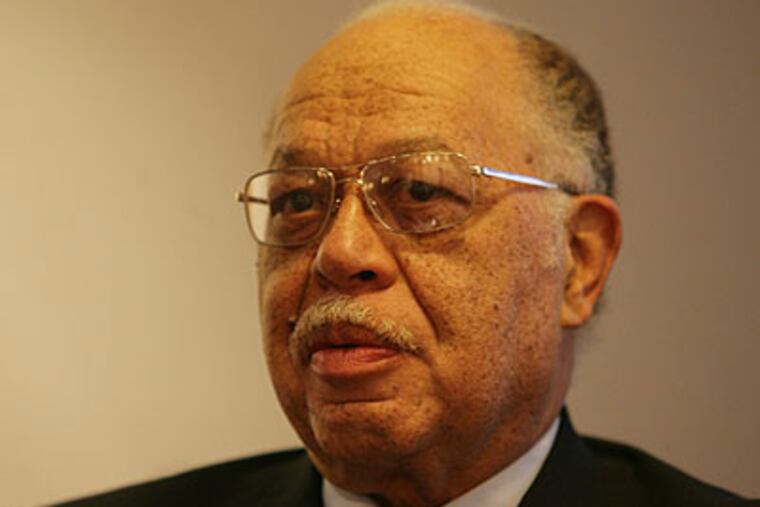 State and city officials dropped the ball by allowing an abortion doctor, Dr. Kermit Gosnell, to repeatedly ignore the law. (Yong Kim / Staff Photographer)