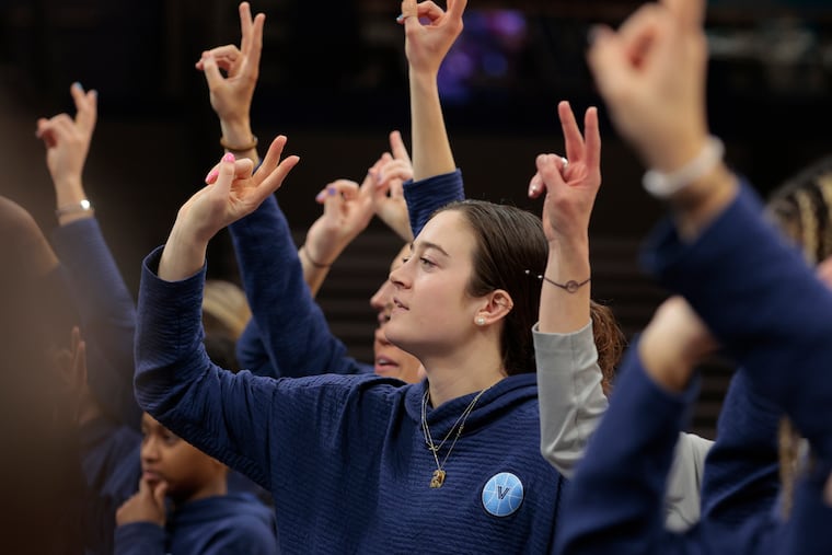 Maddy Siegrist (center) and Villanova have brought the Philadelphia area its best women's college basketball team in a generation.