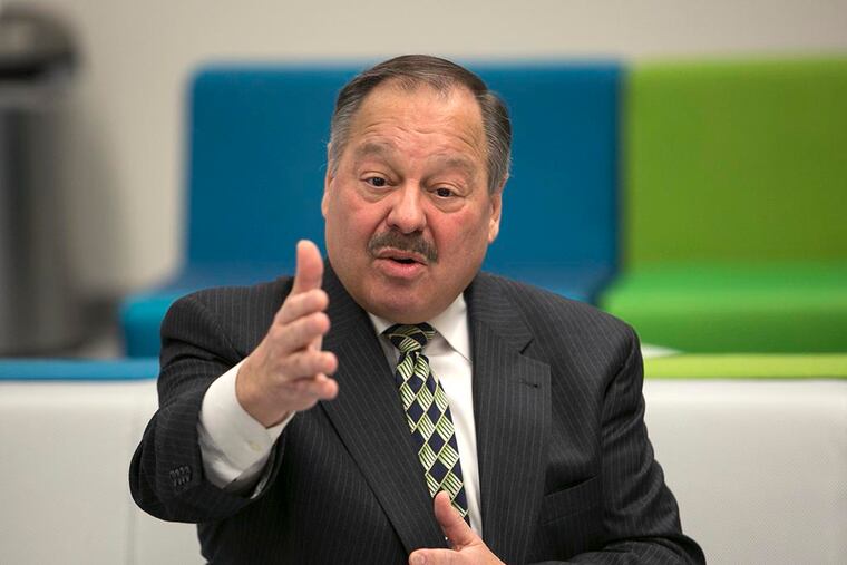 Nelson Diaz speaks to the Inquirer Editorial Board at the Inquirer offices on Tuesday, March 17, 2015. ( STEPHANIE AARONSON / Staff Photographer )