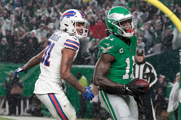 Eagles wide receiver A.J. Brown got open for a third-quarter touchdown catch.