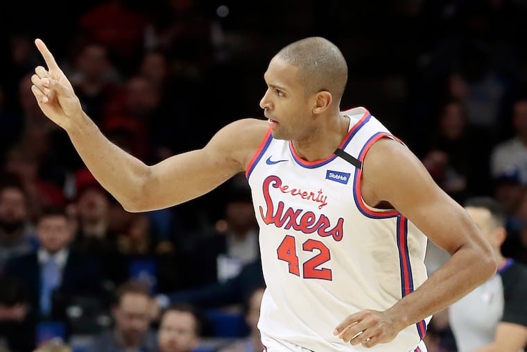 The Sixers' Al Horford, in action against Chicago on Friday, hurt his hand on Saturday night against the Knicks in New York.