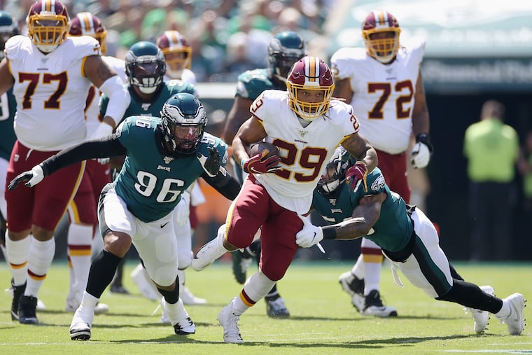 Eagles defensive end Derek Barnett (96).