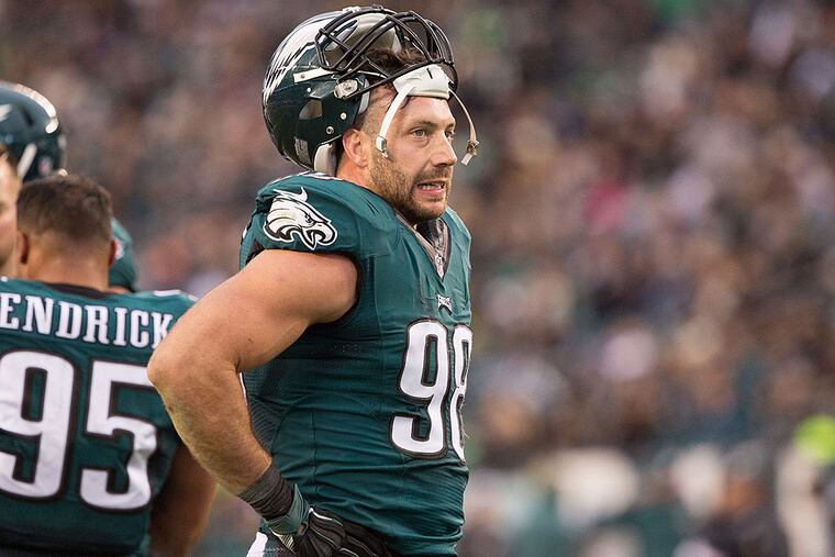 Philadelphia Eagles outside linebacker Connor Barwin (98) reacts to a Tampa Bay Buccaneers first down during the second half at Lincoln Financial Field. The Buccaneers won 45-17.