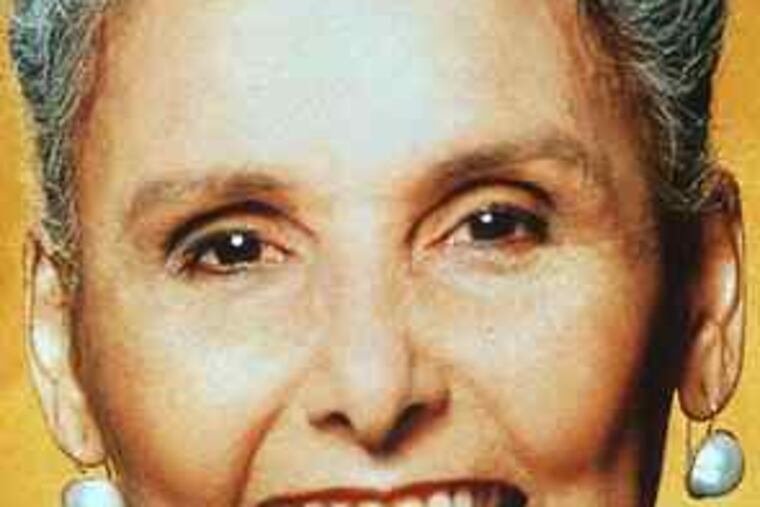 Lena (left) & Pam: Dyn-o-mite!