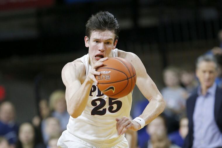 Penn’s AJ Brodeur averaged 17.5 points and 5.0 rebounds while shooting 15 for 20 from the field in wins at Columbia and Cornell that clinched the Quakers one of the four berths in the Ivy League playoffs.