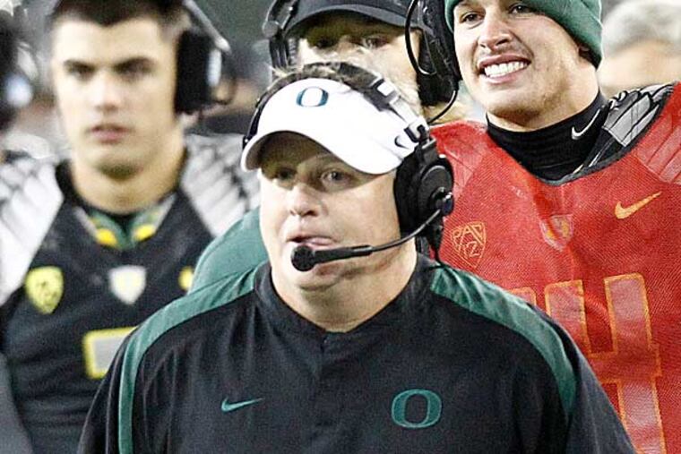 Oregon football coach Chip Kelly is shown during their NCAA college football game against Stanford in Eugene, Ore., Saturday, Nov. 17, 2012.(Don Ryan/AP)