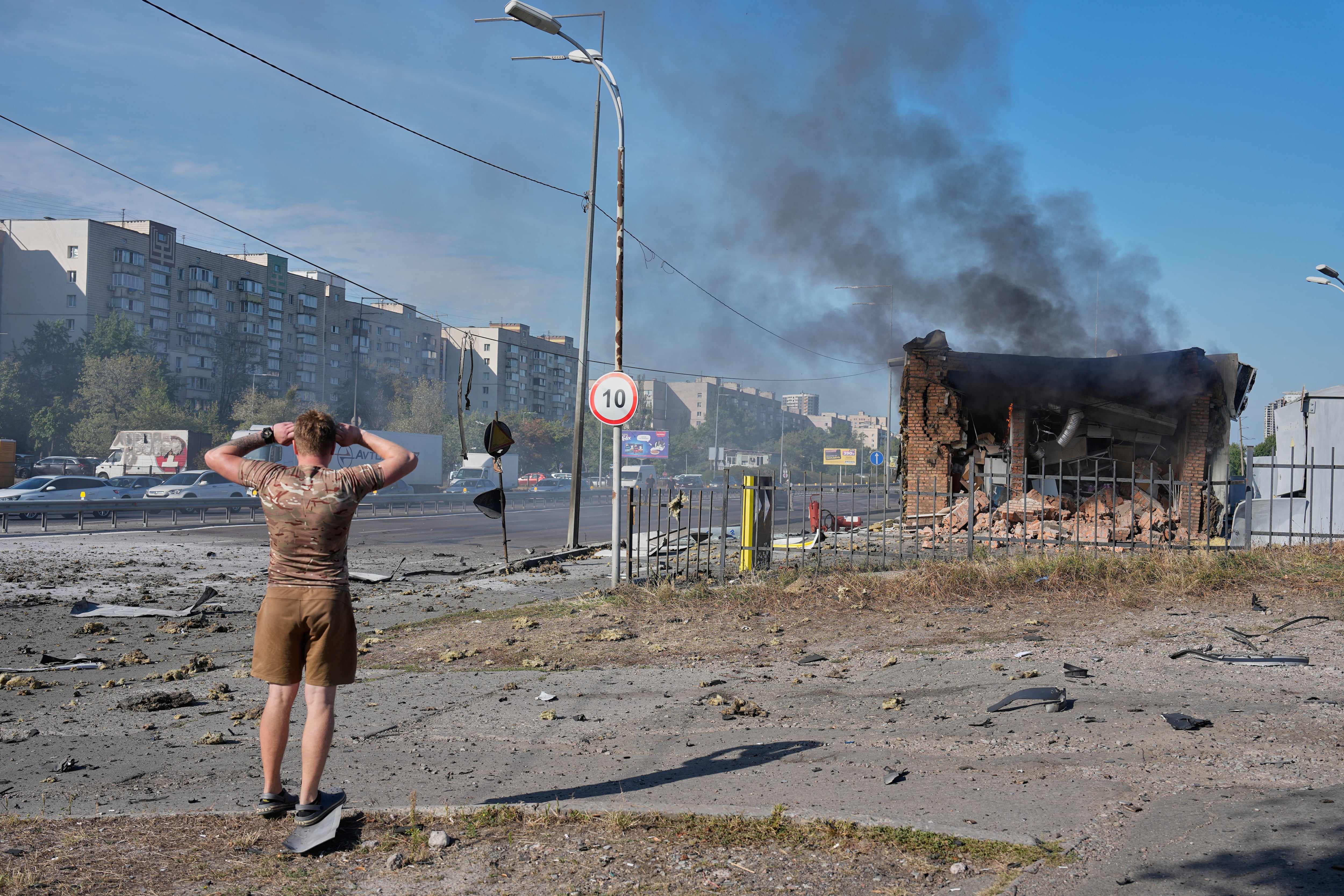 Ukraine’s Drone Warfare Innovations and Citizen Resilience Highlighted Amidst Conflict