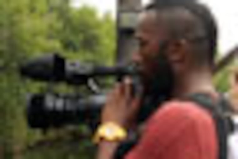 THE RIVER - "The River" follows the story of wildlife expert and TV personality Emmet Cole. Emmet set course around the world with his wife, Tess, and son, Lincoln, while filming what would become one of the most popular shows in television. After he goes missing deep in the Amazon, his family, friends and crew set out on a mysterious and deadly journey to find him. "The River" stars Bruce Greenwood ("Star Trek") as Emmet Cole, Joe Anderson ("The Twilight Saga: Breaking Dawn Parts 1 and 2") as Lincoln Cole, Paul Blackthorne ("Lipstick Jungle") as Clark, Paulina Gaitan as Jahel, Leslie Hope ("24") as Tess Cole, Eloise Mumford ("Lone Star") as Lena, Shaun Parkes ("The Mummy Returns") as Adjay, Thomas Kretschmann ("King Kong") as Captain Kurt Brynildson and Daniel Zacapa ("Resurrection Blvd.") as Emilio. "The River," from Amblin's Steven Spielberg, Daryl Frank and Justin Falvey, showrunner/executive producer Michael Green ("Heroes," "Kings"), is also executive-produced by Oren Peli (creator of "Paranormal Activity"), Zack Estrin, Jason Blum and Steven Schneider. Teleplay by Michael R. Perry and Michael Green, story by Oren Peli & Michael R. Perry and Michael Green. The pilot is directed by Jaume Collet-Serra and produced by ABC Studios. (ABC/FRANCISCO ROMAN)
SHAUN PARKES, LESLIE HOPE, PAUL BLACKTHORNE, THOMAS KRETSCHMANN