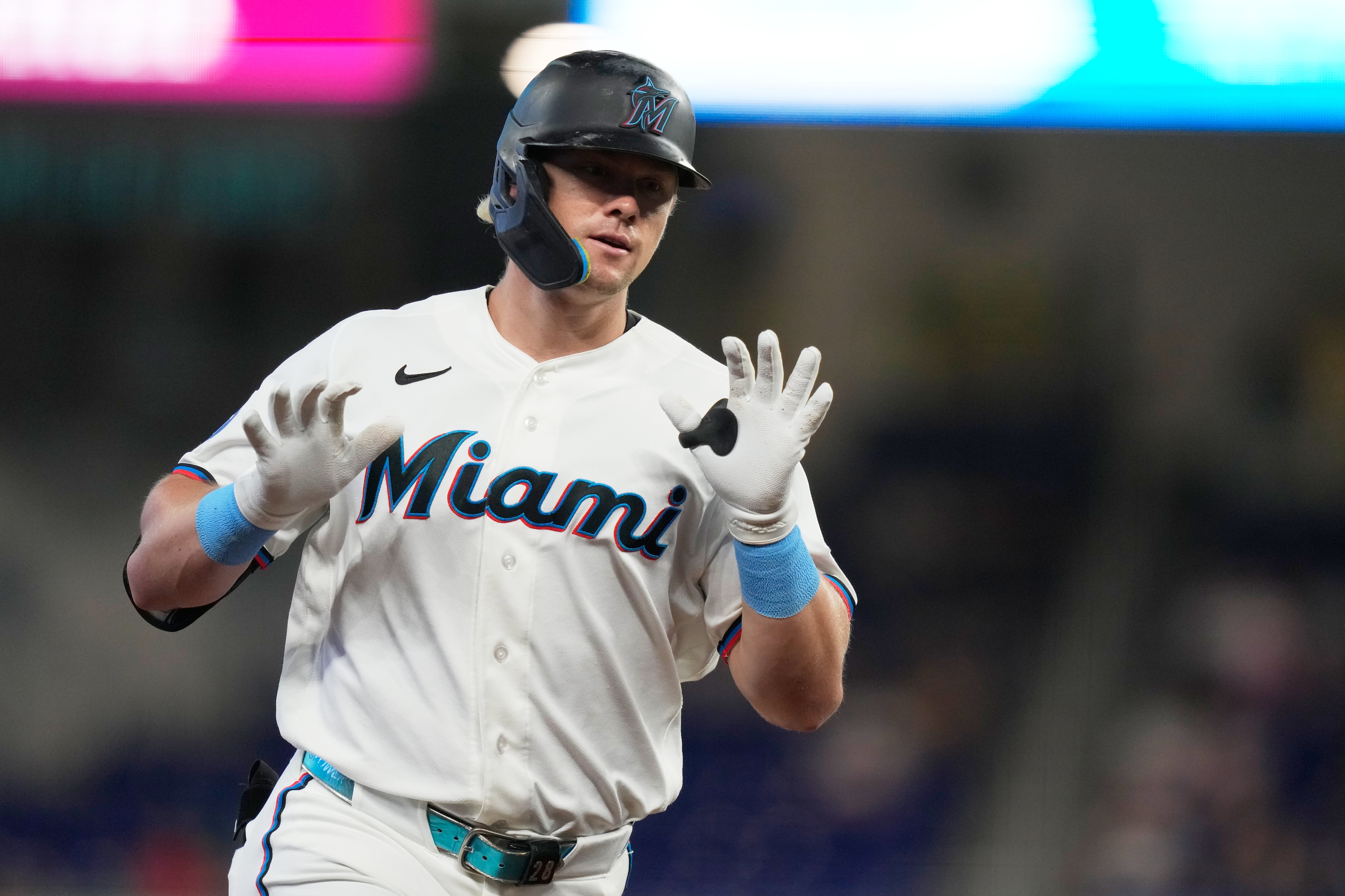 Stowers homers, López has 40th multi-hit game as Marlins beat Mariners 2-0 for 5th straight win