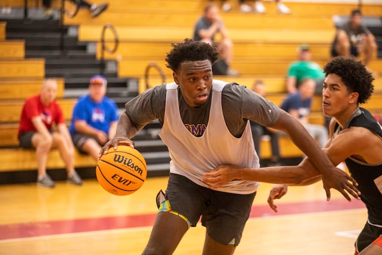 Roman Catholic's Anthony Finkley in action during the Philly High School Live showcase at Jefferson University.