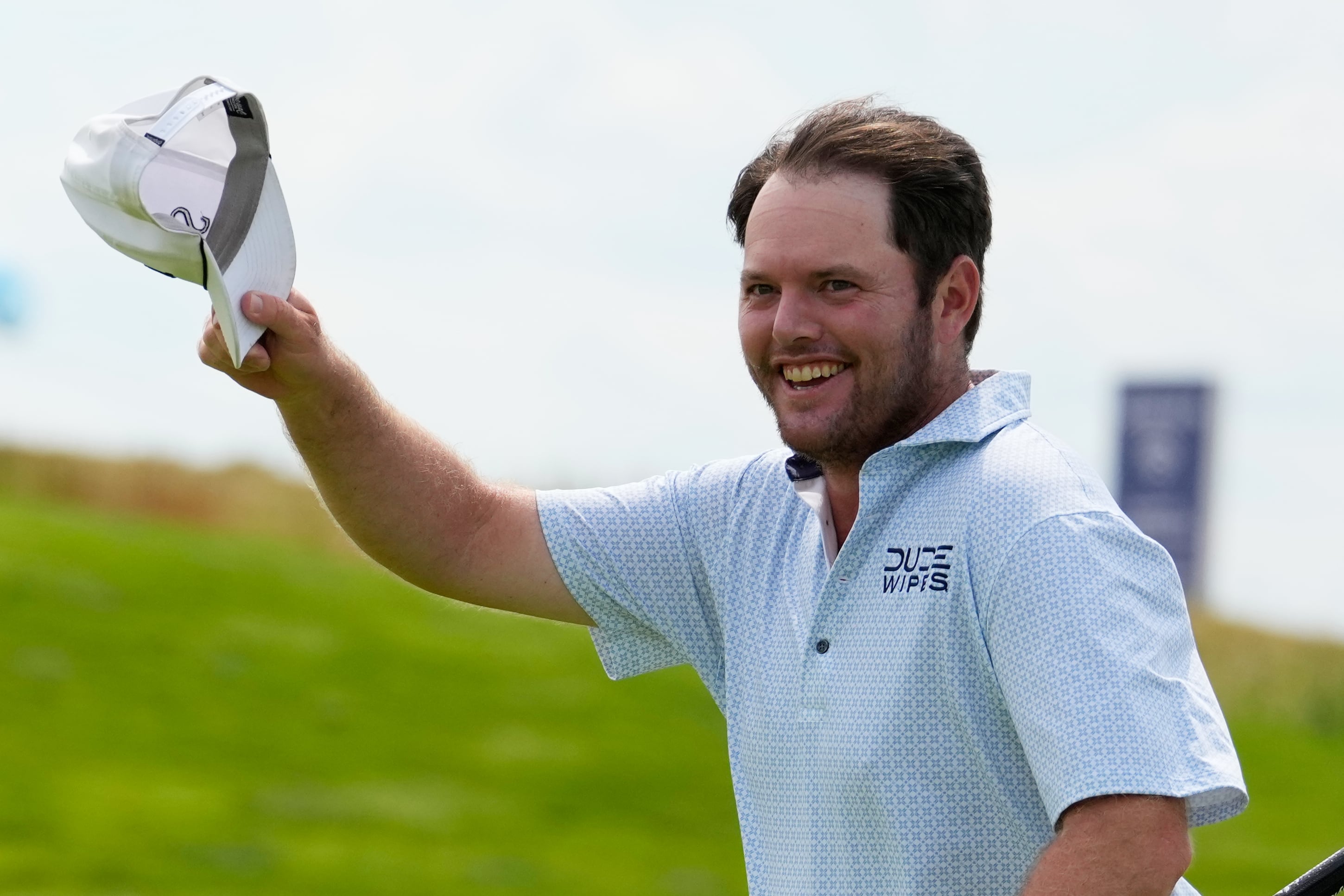 Harry Higgs Qualifies for U.S. Open After Nearly Leaving Golf; the 'Big Rig' Ready for Weekend Test
