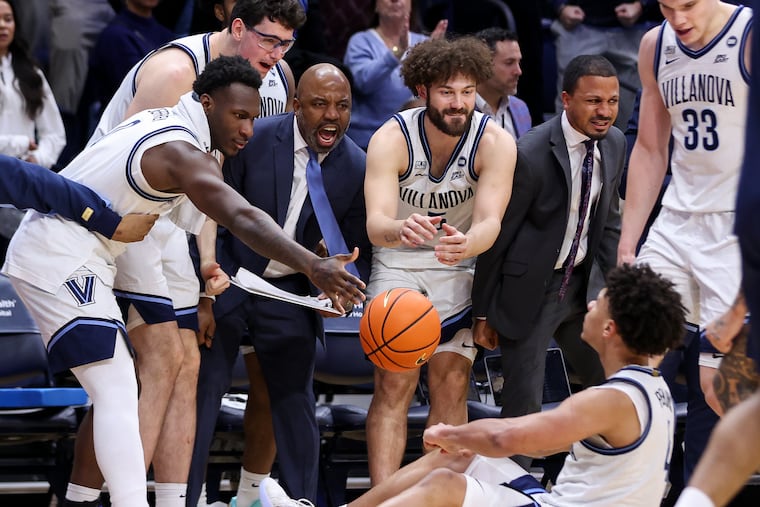 Devin Askew (center) and Villanova have two more chances at Quad 1 victories in the regular season, including Saturday vs. UConn at Xfinity Mobile Arena.
