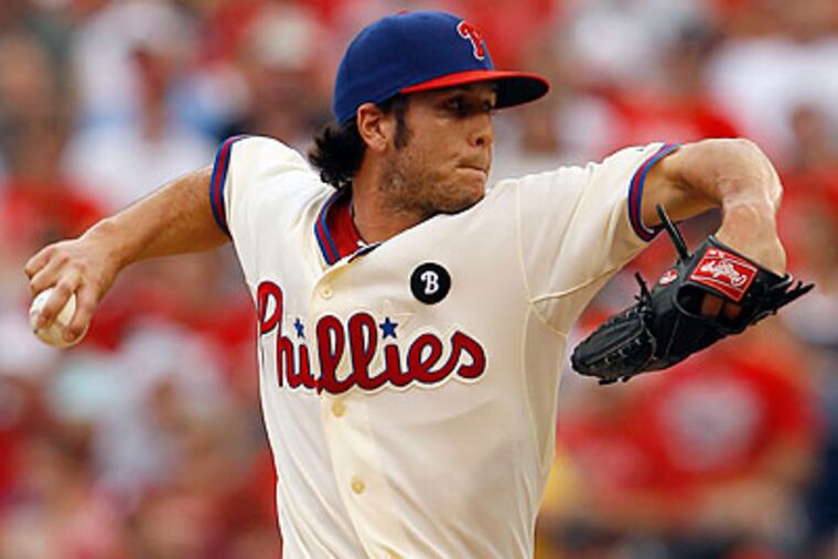 Mike Stutes said his right shoulder has been bothersome, but downplayed any potential injury. (Yong Kim/Staff file photo)