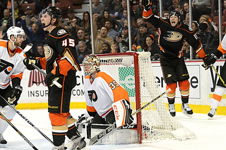 Ducks defenseman Sami Vatanen reacts after scoring a goal on Flyers goalie Steve Mason during the second period. (Kelvin Kuo/USA Today Sports)