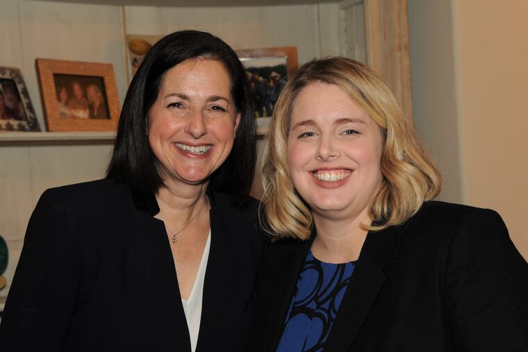 Abbie Newman (left) and Leslie Slingsby (right) at the 2018 Mission Possible Patron Party, hosted by Mission Kids Child Advocacy Center.